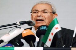 غليون يعلن عن إنشاء مجلس عسكري لتوفير ما يحتاجه الجيش الحر
