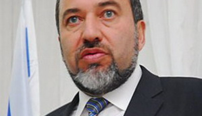 ليبرمان يلغي زيارته الى تشيكيا وألمانيا