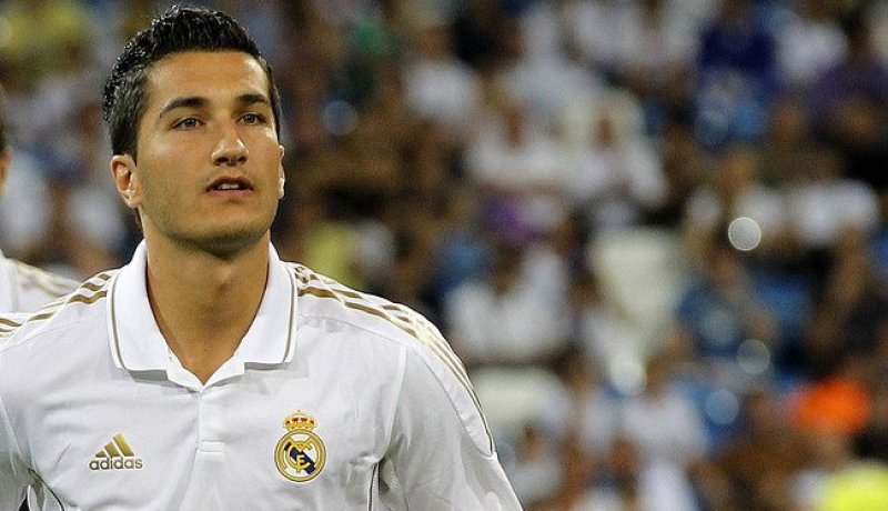 ليفربول يخضع لشروط ريال مدريد ويضم نوري شاهين على سبيل الإعارة لمدة عام
