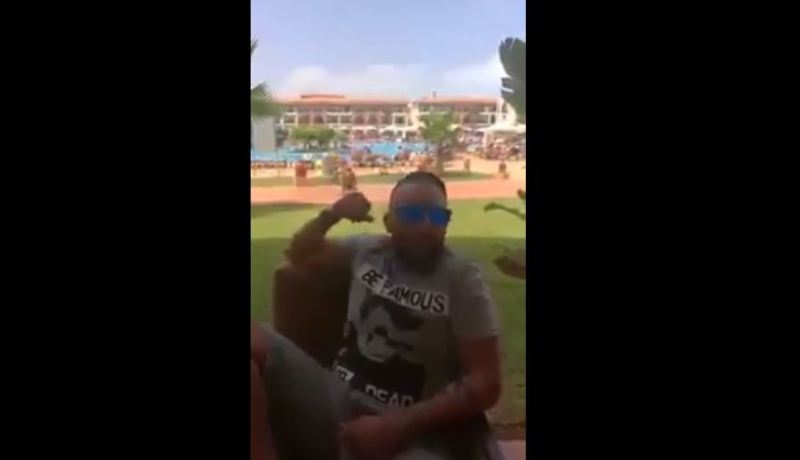 بالفيديو رضا الطلياني يهاجم الجزائرين الذين انتقدوه حول صورته مع محمد السادس