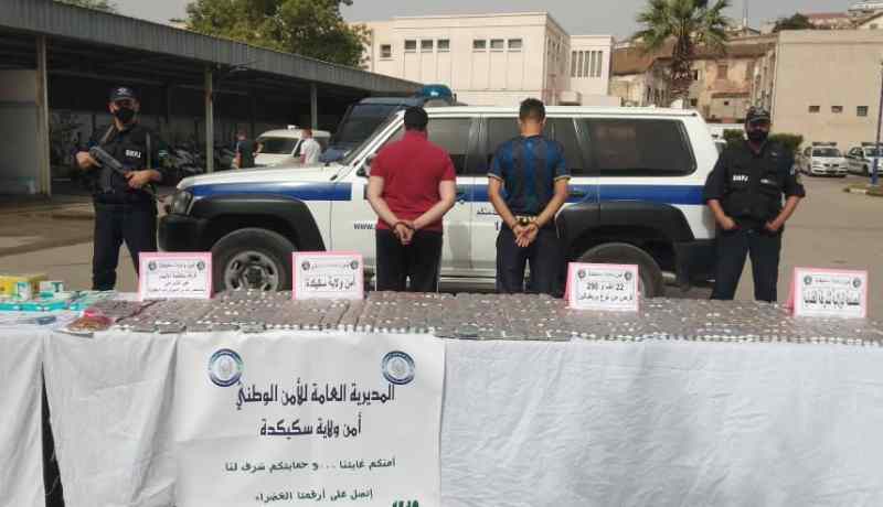 سكيكدة.. “فرمسيانة ” ومكلفين بتسيير صيدلية وشركائهم في ترويج مهلوسات عقلية رهن الحبس بالحروش