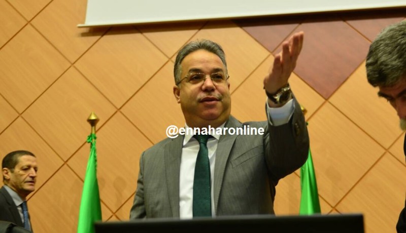 طمار :”العراقيل الإدارية وراء تأخر إنجاز 1300 مسكن”