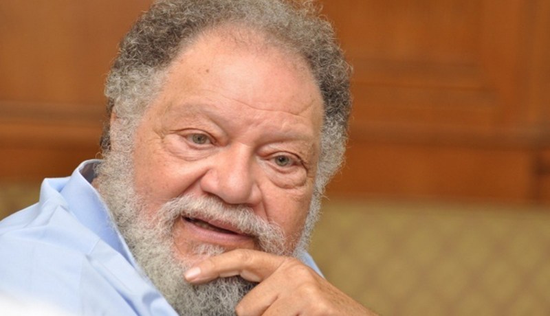 تدهور صحة الفخراني بعد إلغاء مسرحيته بالمغرب