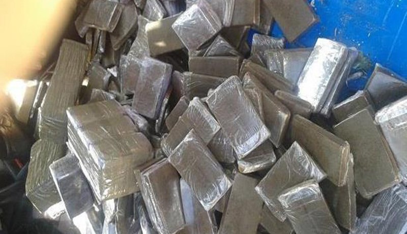 بارون مخدرات برّح لعشيقته بمبلغ 400 مليون سنتيم بملهى ليلي في وهران