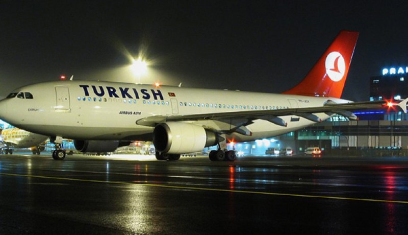 الخطوط الجوية التركية تلغي 327 رحلة بسبب سوء الأحوال الجوية