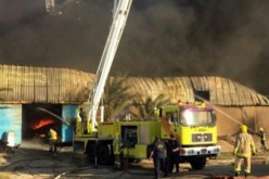 بالفيديو وفاة عامل في احتراق مصنع للإسفنج والفلين في أبوظبي