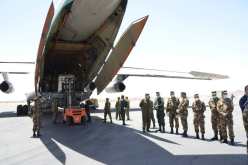 بالصور.. الجيش يسخر طائرات عسكرية لنقل مساعدات من سكان تمنراست لإخوانهم في البليدة