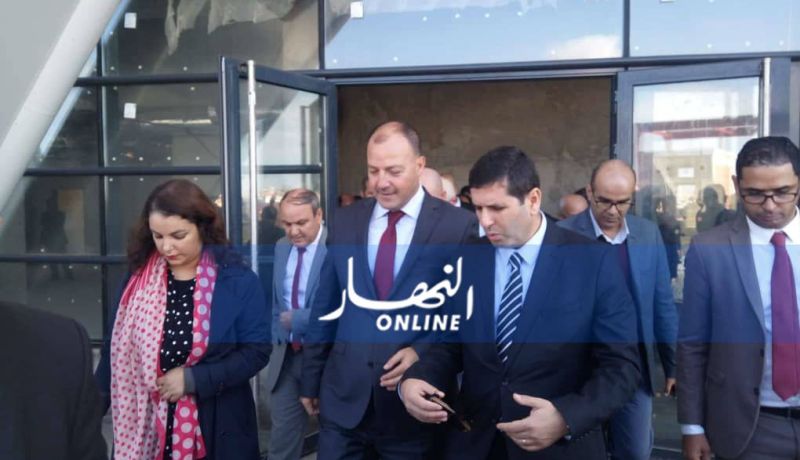 حطاب يبدي إرتياحه لتقدم الأشغال بملعب وهران الجديد