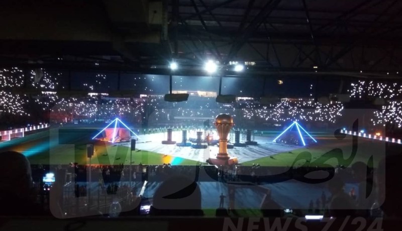 بالصور..حفل إسدال الستار عن منافسة كأس امم إفريقيا بطريقة عالمية