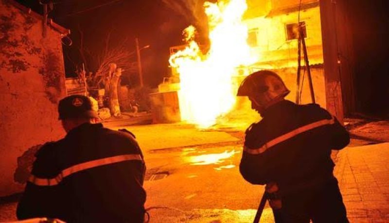 تفحم طفل بعد حريق بمستودع لتخزين الوقود في بسكرة