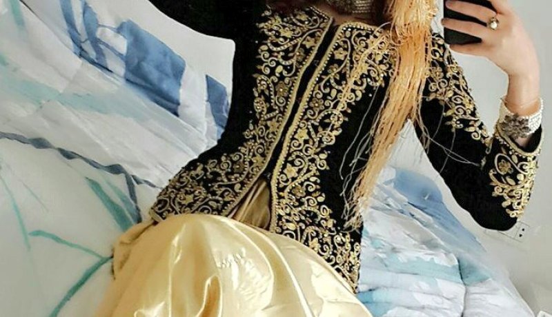 سهيلة بن لشهب بالكاراكو الجزائري في مسلسل على فرد مخدّة