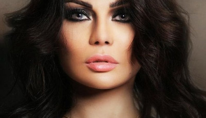 هيفا وهبي وعمرو دياب ضيفا المليونيرة الفلسطينية