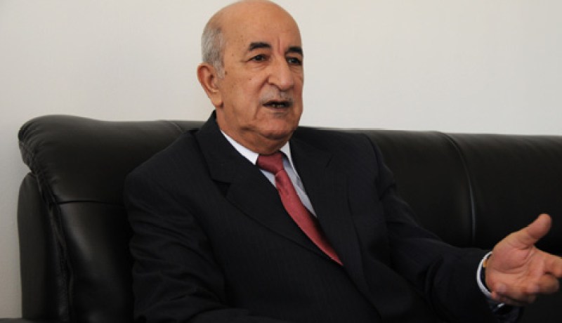 تبون يوظف متقاعد ويخالف القانون