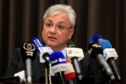 بن باحمد يشرف على تنصيب رئيسة ديوان لوزارة الصناعة الصيدلانية