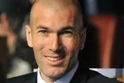 زيدان يحتل المرتبة العشرين كأفضل شخصية لدى الفرنسيين