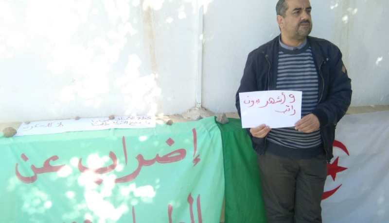 موظف بـ”ديجياس” معسكر في إضراب عن الطعام والمدير الولائي يرد