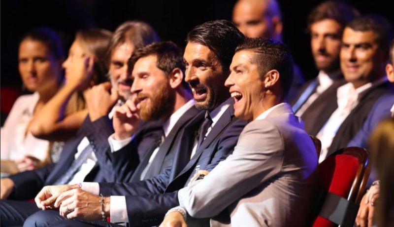 “كريستيانو”: “أنت عجوز يا بوفون”!   