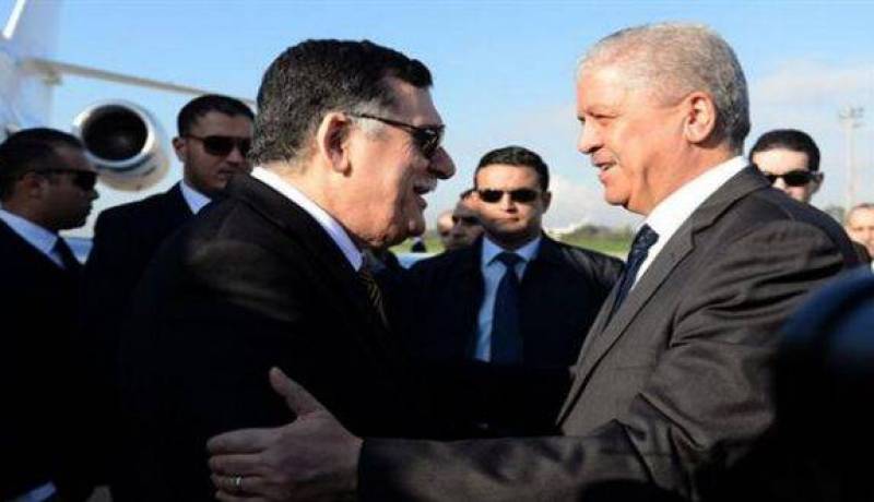 فايز السراج يحل بالجزائر في زيارة عمل