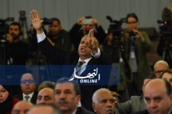 سعداوي وبعض النواب يغادرون جلسة البرلمان ويطالبون بتنصيب قوجيل رئيسا للدولة