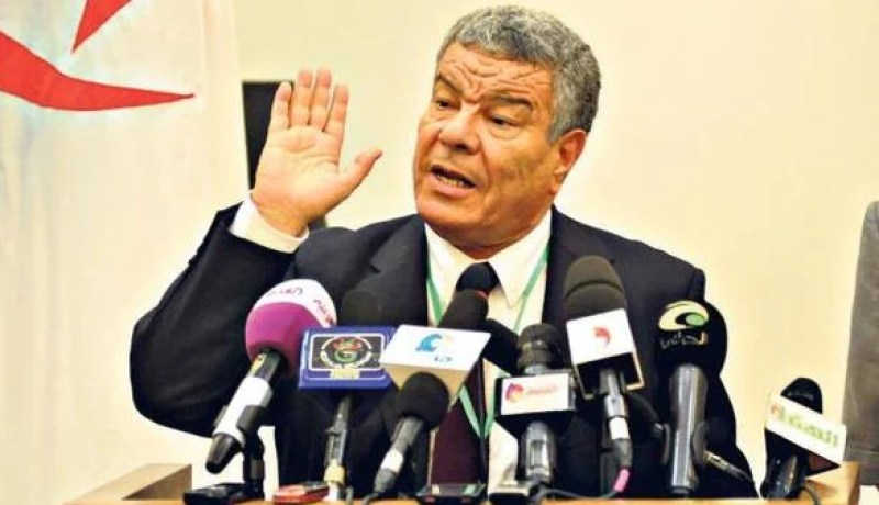 الأفلان يشرع غدا الثلاثاء في تنصيب لجان التحضير للمؤتمر العاشر