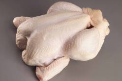 هكذا يزيد وزن الدجاج المجمد