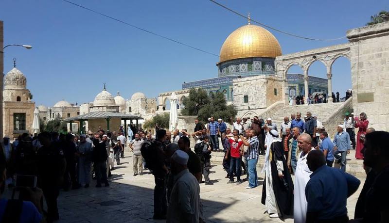 ضرب سائح فرنسي رفع علم اسرائيل في المسجد الاقصى