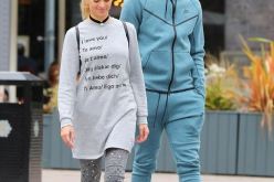 بالصور .. مارسيال ينهزم أمام صديقته في “البولينغ”