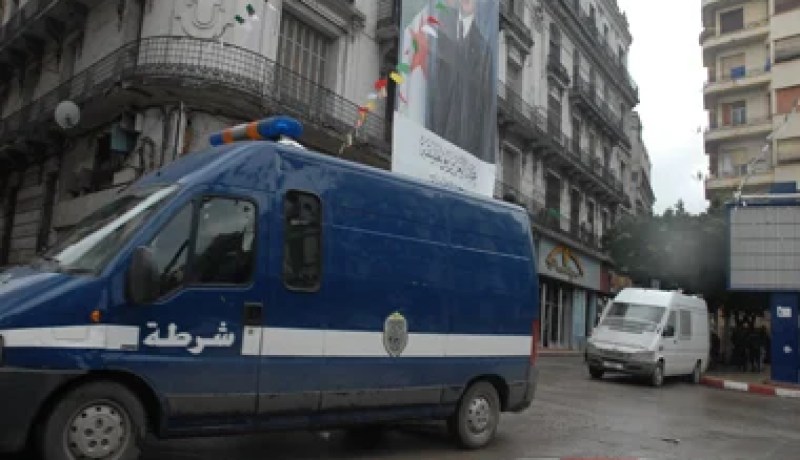 تعزيزات أمنية لمنع المسيرة غير المرخصة بالجزائر العاصمة