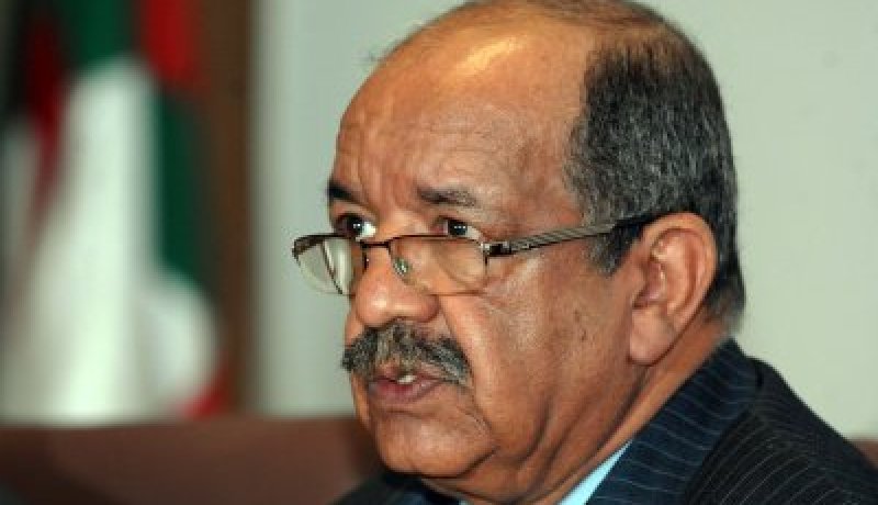 مساهل يؤكد أن البرلمان لم يعمل تحت وصاية وزارة الاتصال