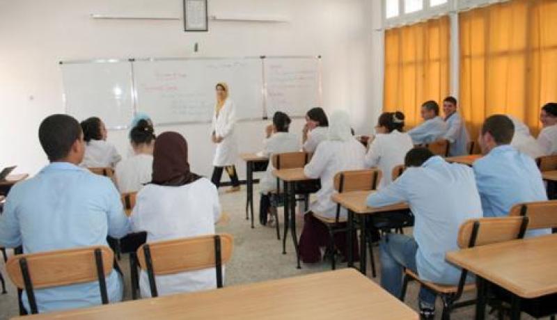 دورة تكوينية للاساتذة المكونين في التعليم الثانوي للغة الفرنسية ومفتشي التربية لنفس اللغة