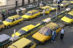 أكثر من 500 سائق سيارة أجرة بالعاصمة يدخلون في إضراب ابتداء من يوم الثلاثاء