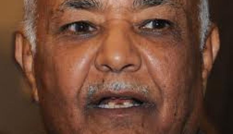 رئيس مجلس الوزراء اليمني يغادر الجزائر