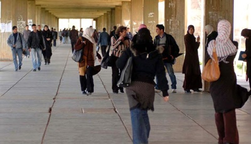 الإتحاد الوطني للطلبة الجزائريين يدعو إلى ضرورة تقييم نظام ليسانس-ماستر-دكتوراه وتحيينه