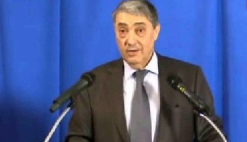 بن فليس يؤكد: خطابنا لن يمس لا بمؤسسات الدولة و لا احد اخر