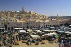 أعيان غرداية يهنئون المترشح الفائز بوتفليقة ويطالبون باستعادة الأمن نهائيا