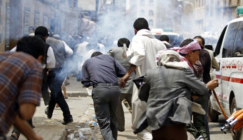 مقتل 21 يمنيا إثر اشتباكات في تعز