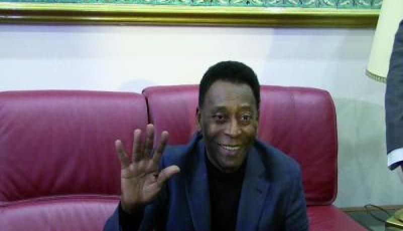 بيليه يصرح أن المنتخب الجزائري بإمكانه إحداث المفاجأة بالبرازيل