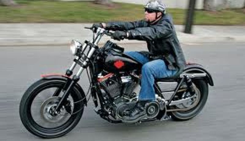 وفاة راكب دراجة اثر حادث مرور في غيليزان