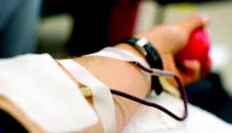 الاتحادية الجزائرية للمتبرعين بالدم تدعو المواطنين إلى التبرع بالدم