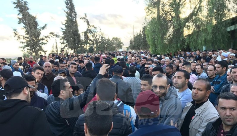 بالصور.. جثمان الشيخ بلحمر يوارى الثرى بمسقط رأسه