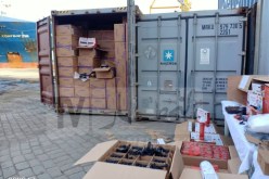 حجز أكثر من 60 ألف جهاز إستقبال البث التلفزيوني و600 قطعة سلاح أبيض بميناء عنابة