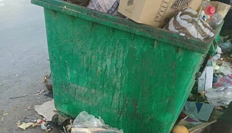 الشلف: المواطنون يحتجون للمطالبة برفع القمامة في حي يارمول