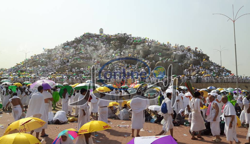 صور حصرية لتوافد الحجاج إلى جبل عرفة