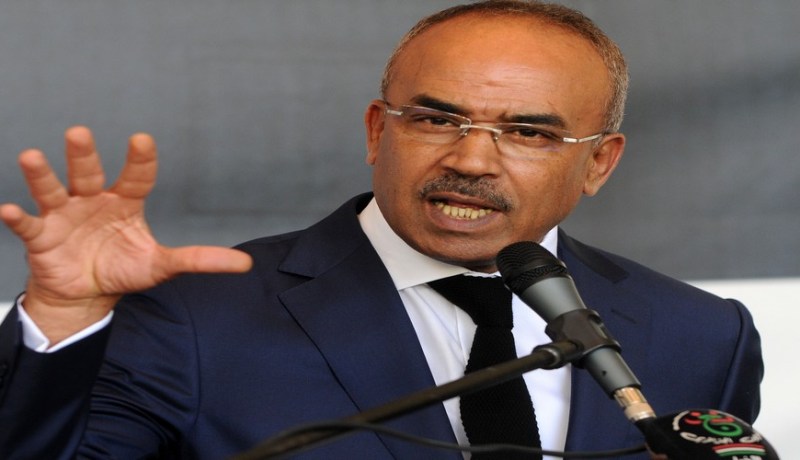 نور الدين بدوي: “كونوا حذرين هناك مخاطر أمنية كبيرة تحيط بالجزائر”
