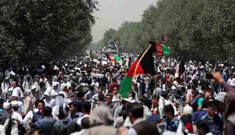 أفغانيون للأمريكيين :”لستم أسودا ويستحيل أن نكون كلابا”