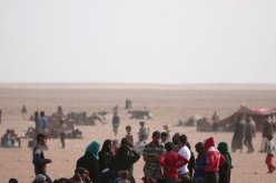 داعش يحتجز آلاف المدنيين لاستعمالهم دروعا بشرية في الموصل