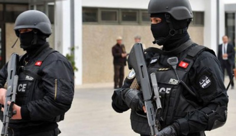 القبض على إرهابي محكوم غيابيا بالسجن 10 سنوات بمنوبة في تونس