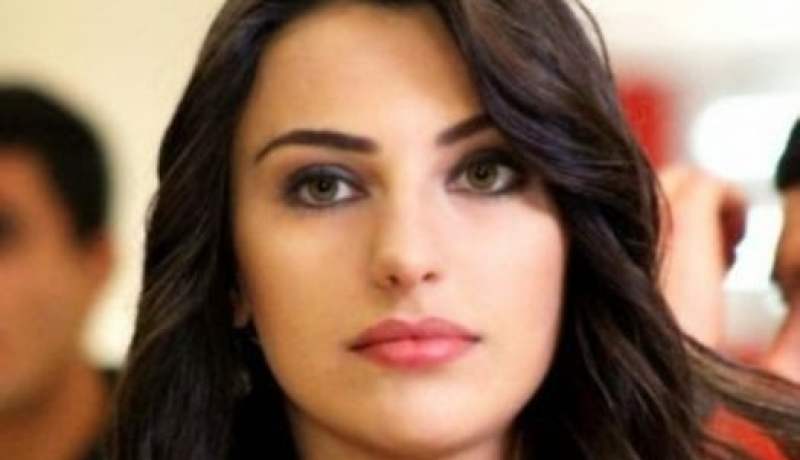 بالفيديو توفانا توركاي بطلة مسلسل العشق الأسود تغني لنانسي عجرم