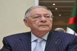 ولد عباس يمارس مهنة الطب في شوارع بن عكنون