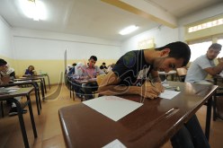 تزويد مراكز إجراء الامتحانات بنظام التشويش على الهواتف
